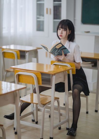 韩国伦理电影情事_十万网红美女美酱