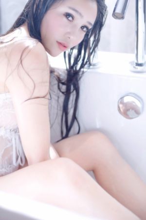 雷蕾丁思聪去酒店_BD全集在线观看
