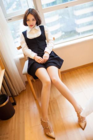 天海翼香汗女教师在线播放_BD手机在线看