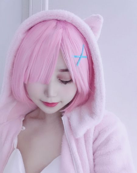 一边吃奶一边扎下边爽了视频_午夜在线观看完整版